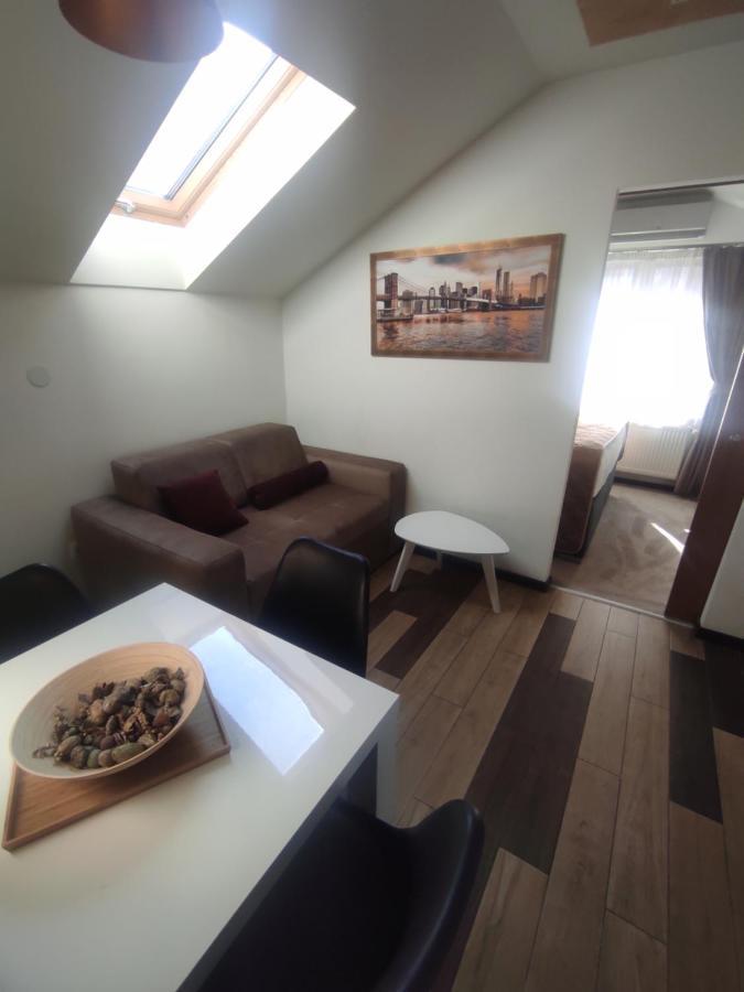 Prima Lux Apartments & Studio Nis Bagian luar foto
