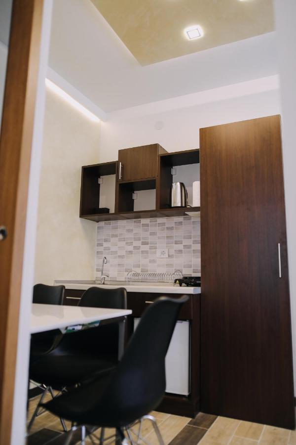 Prima Lux Apartments & Studio Nis Bagian luar foto