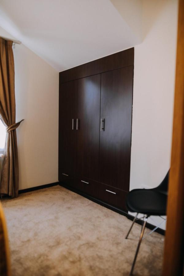 Prima Lux Apartments & Studio Nis Bagian luar foto